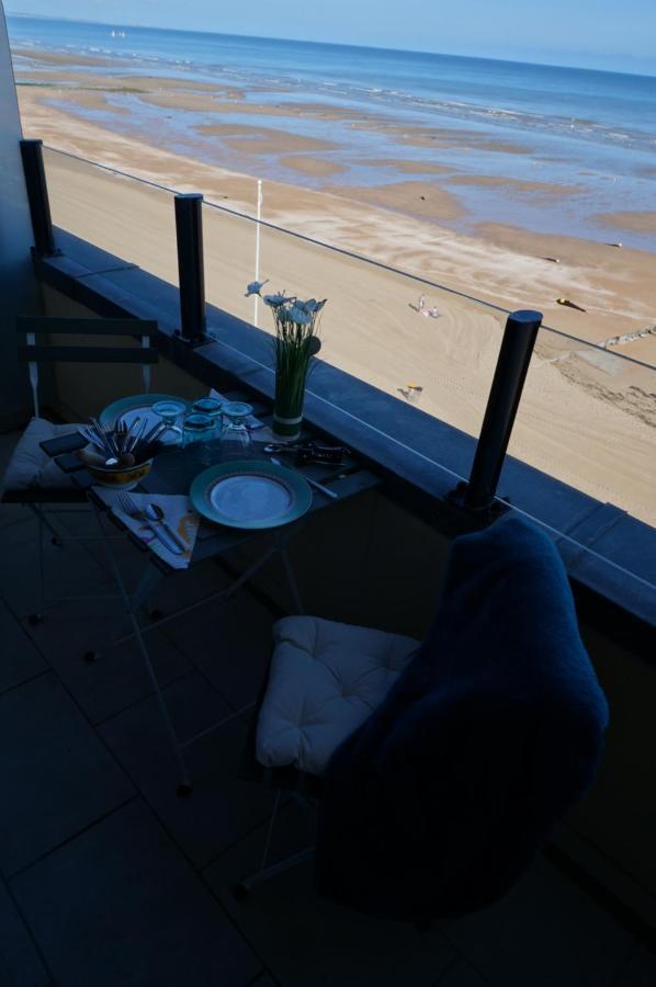 Belle Vie Vue Dominante Mer Et Plage - Appartement 2 A 4 Personnes Cabourg Bagian luar foto